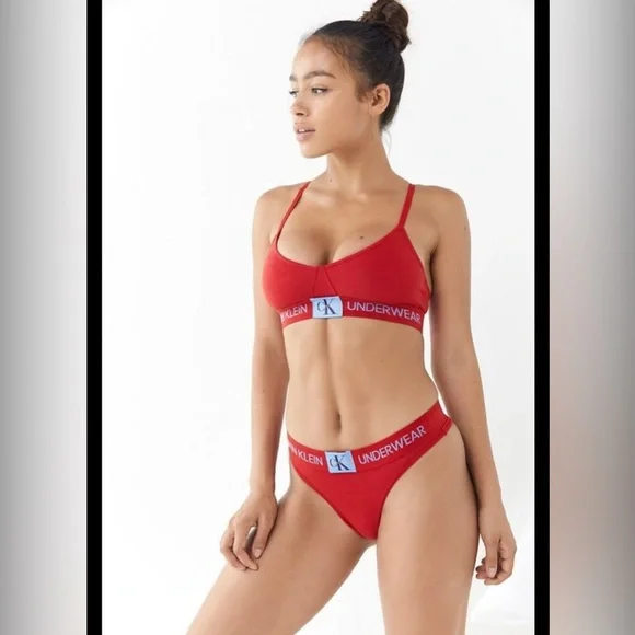 Calvin Klein monogram underlined triangle bralette in manic red - Picture 2 of 6